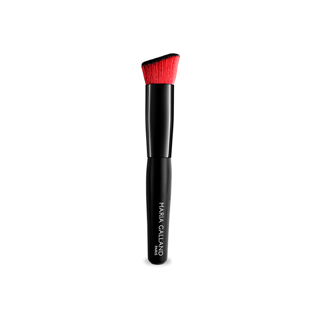 FOUNDATION BRUSH: 1 шт. 